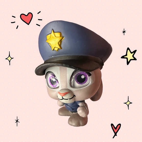 1.5” Disney Judy Hopps Doorable Figurine - Picture 2 of 2